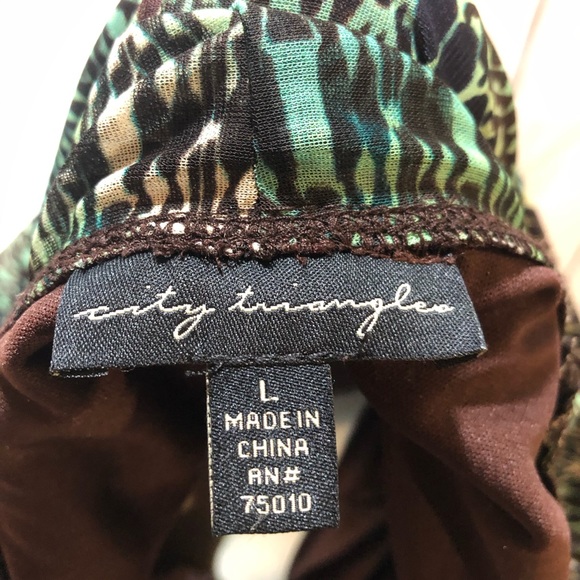 City Triangles Printed Dress - Picture 5 of 5